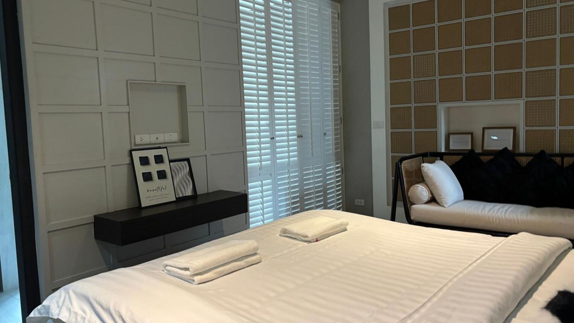 Center Pool Villa&near Walking Street Villa