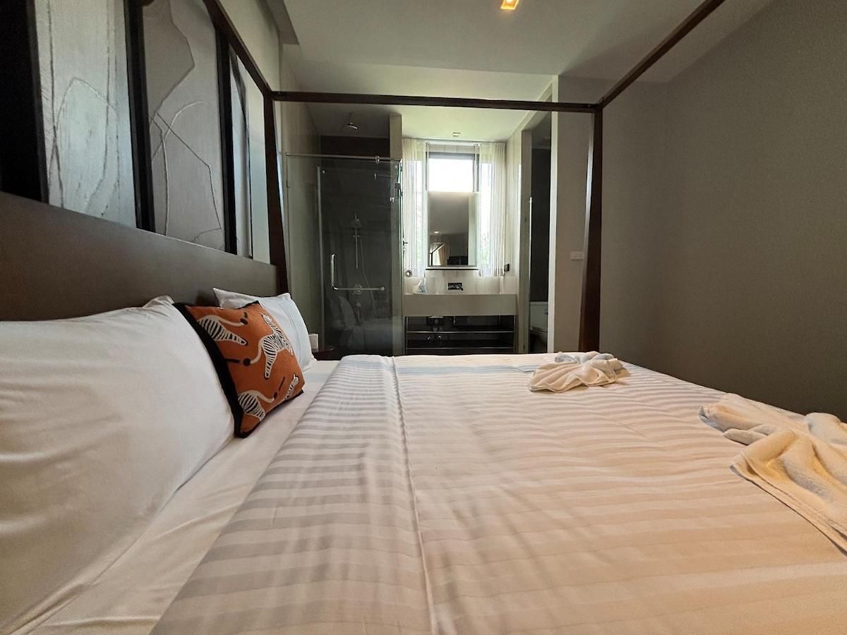 วิลล่า Inara In The Center Of Pattaya-4 Bedrooms 5 Bathrooms-billiards Table And Swimming Pool For A Relaxing *