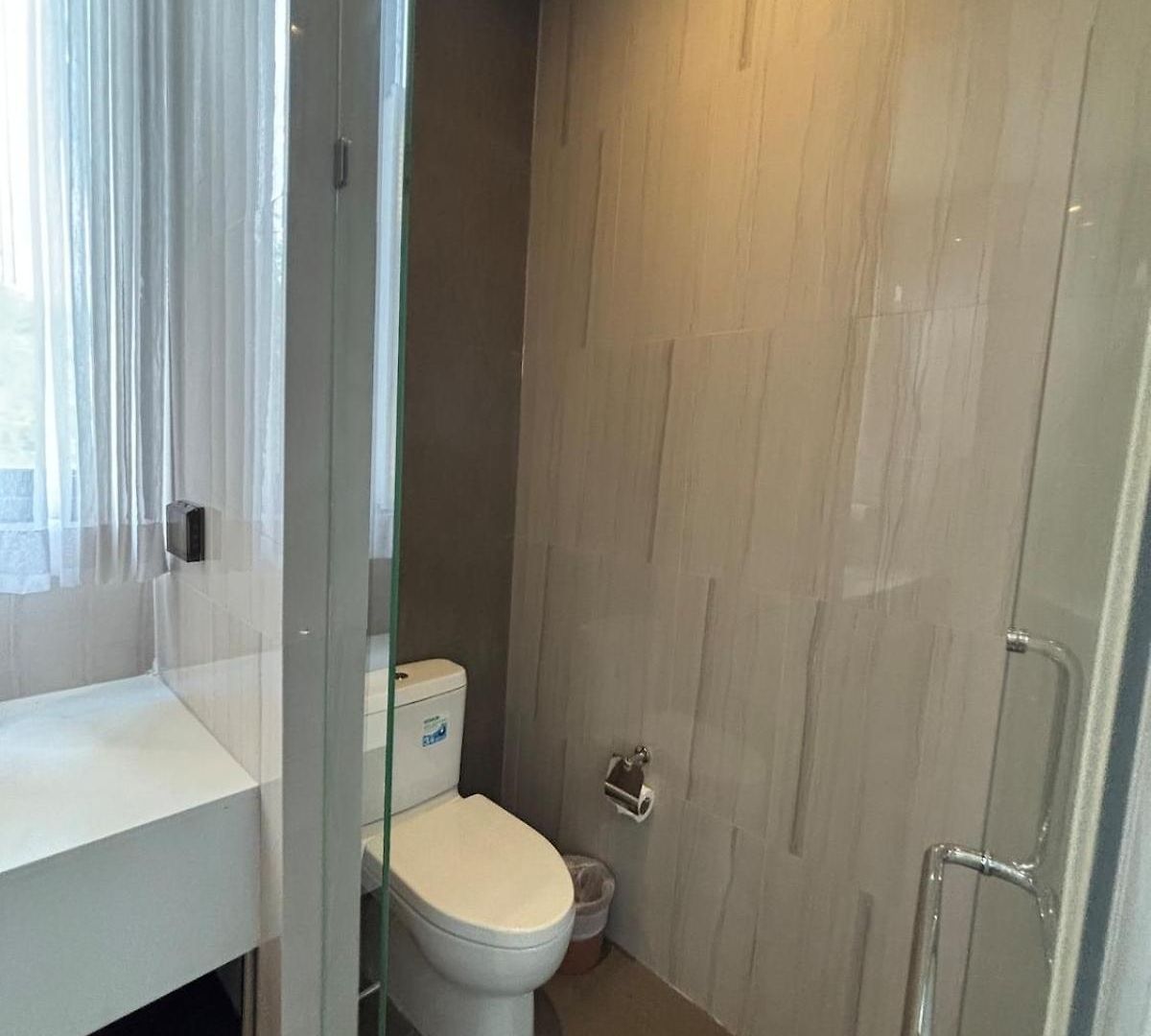 Inara In The Center Of Pattaya-4 Bedrooms 5 Bathrooms-billiards Table And Swimming Pool For A Relaxing
