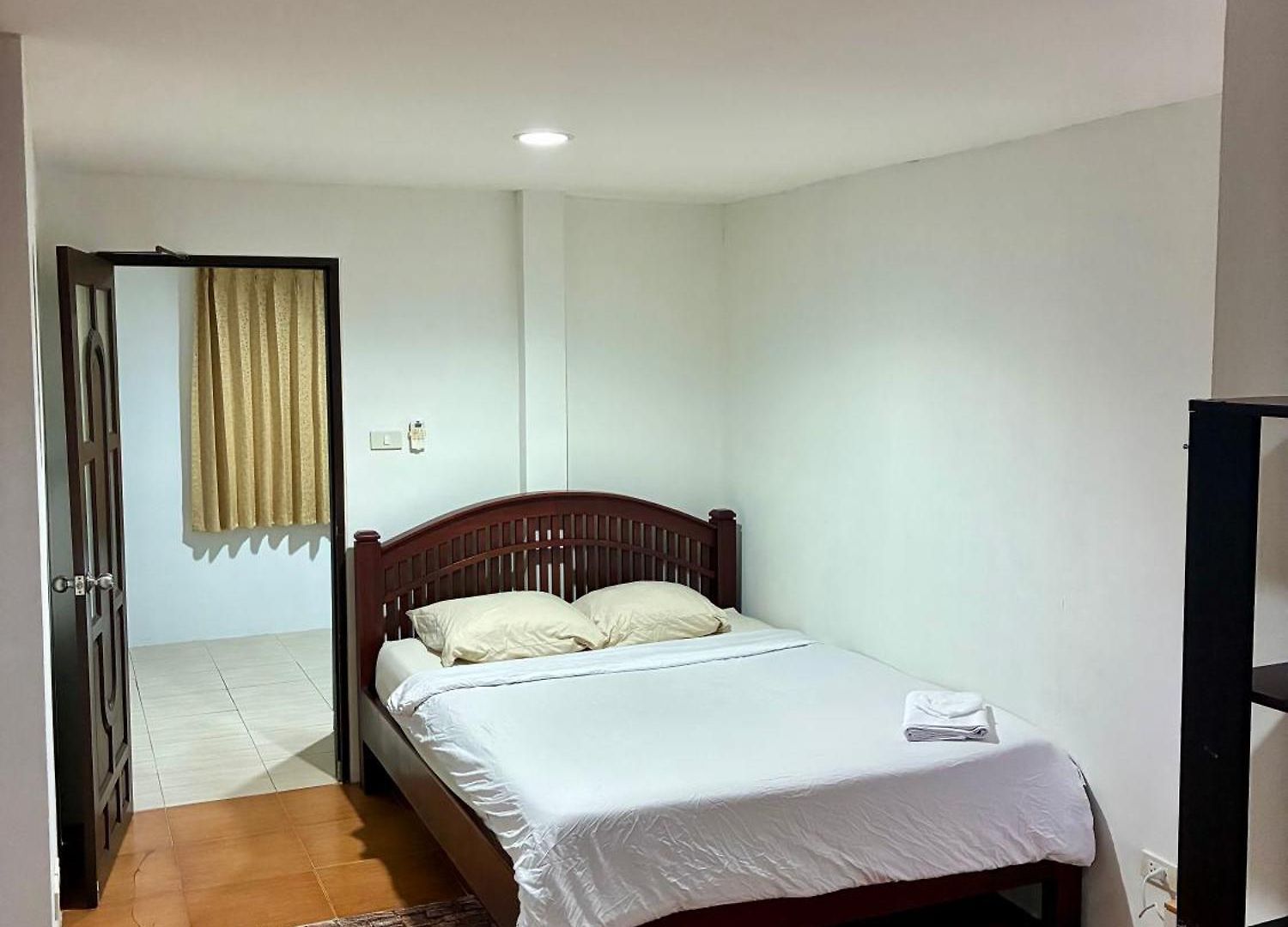 อพาร์ตโฮเทล Farang House 3*