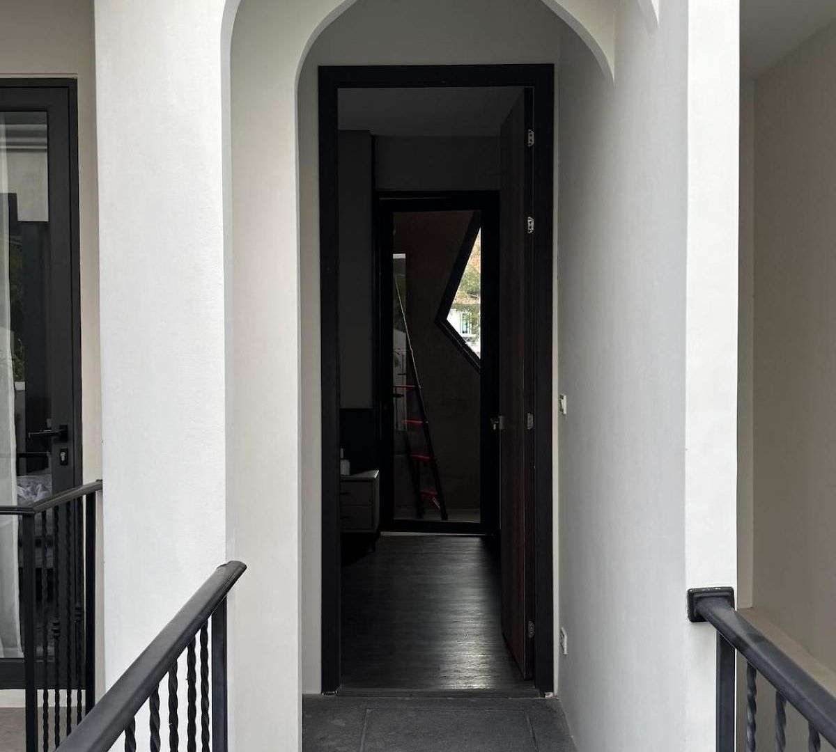 Inara In The Center Of Pattaya-4 Bedrooms 5 Bathrooms-billiards Table And Swimming Pool For A Relaxing วิลล่า Pattaya