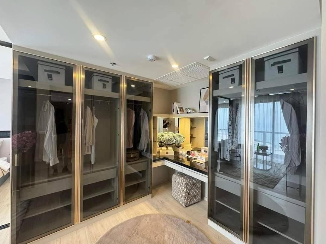 Luxury 2br Sea View Unit I 35th Floor Rare Unit Apartment Pattaya
