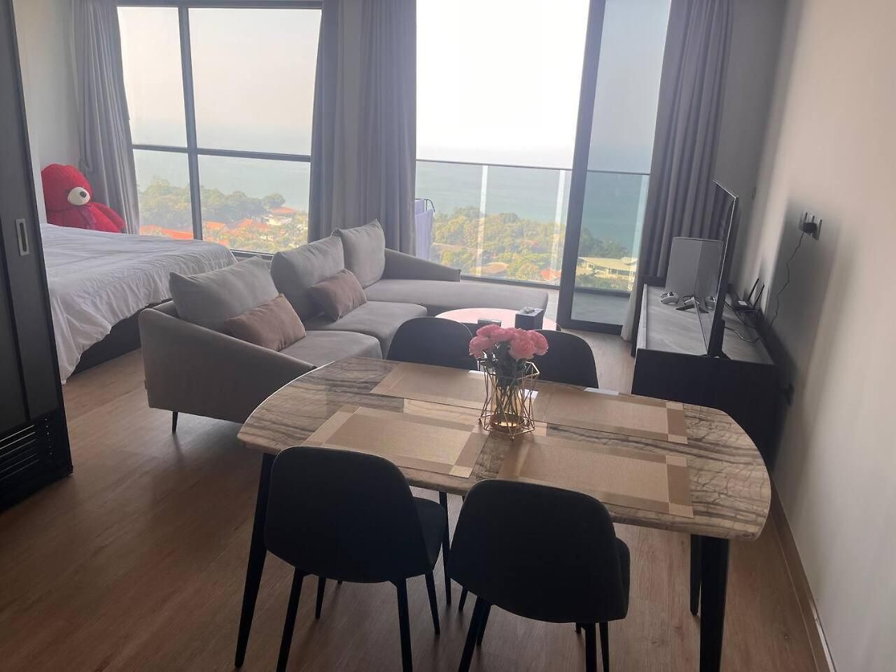 High End Large Sea View อพาร์ทเม้น Pattaya