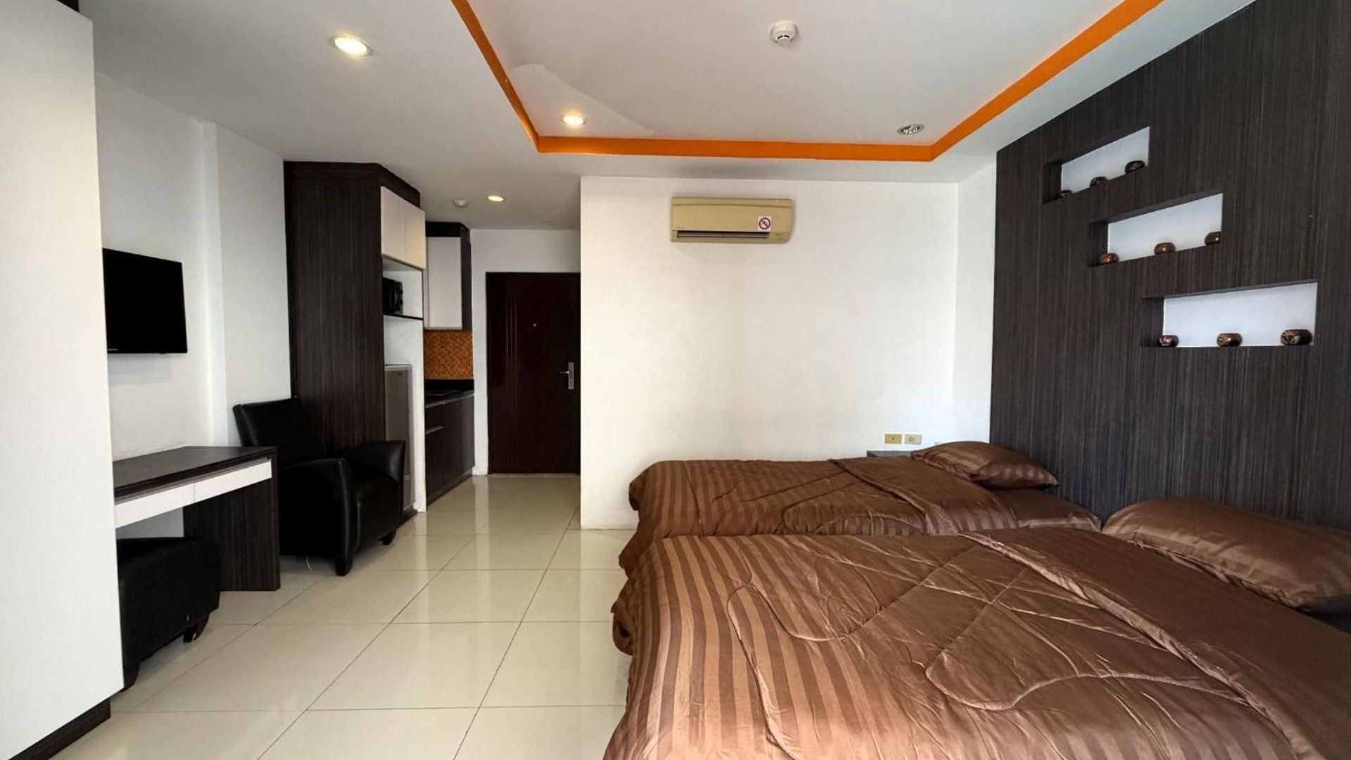 Modern Pool-view With Balcony - Nordic Vip3, Pratumnak Hill Pattaya