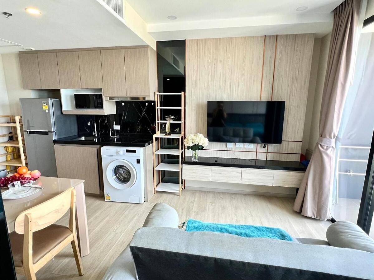 Panorn Sales Office Ocean View Be Made Into Two Bedrooms Apartment
