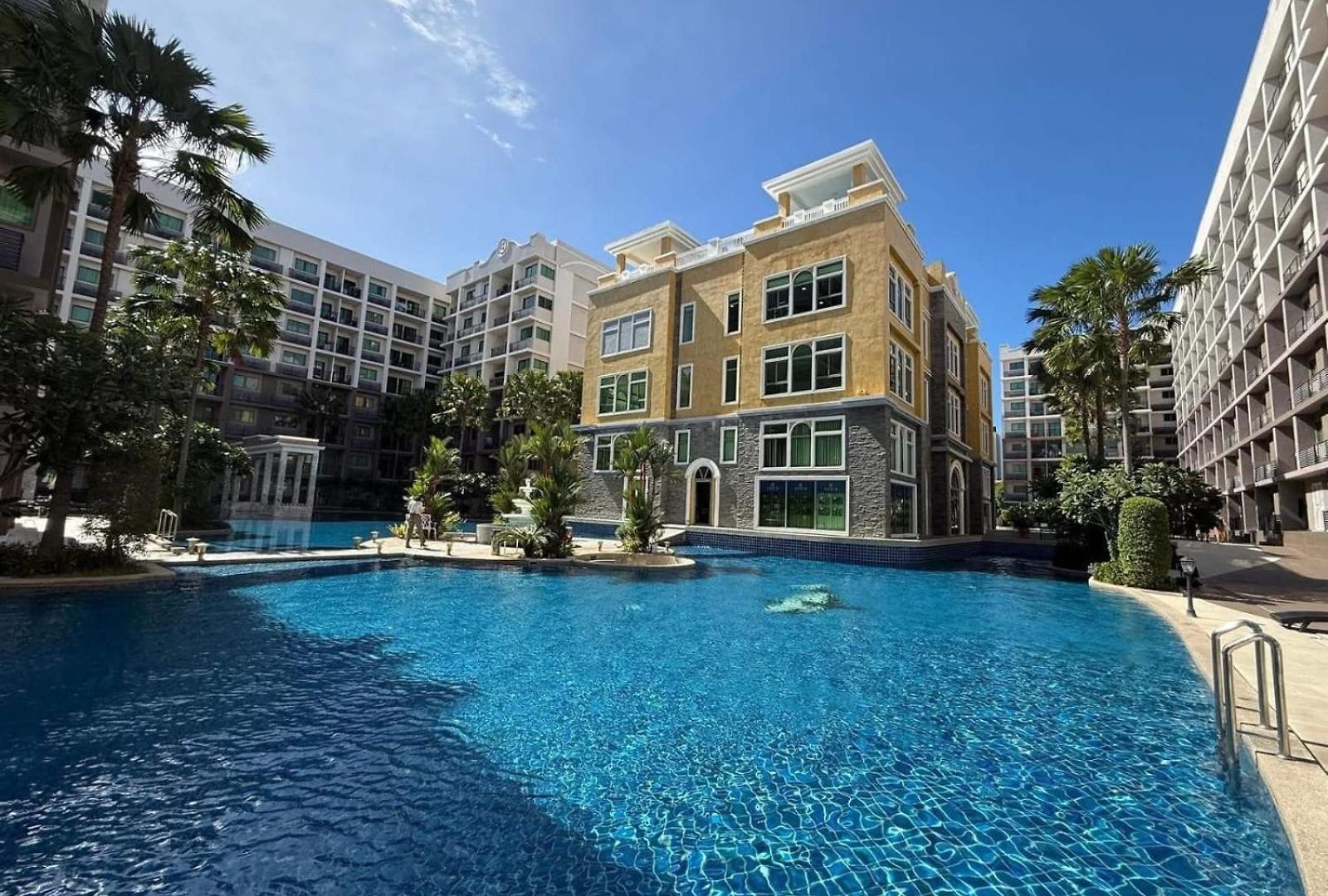 Arcadia Continental อพาร์ทเม้น *