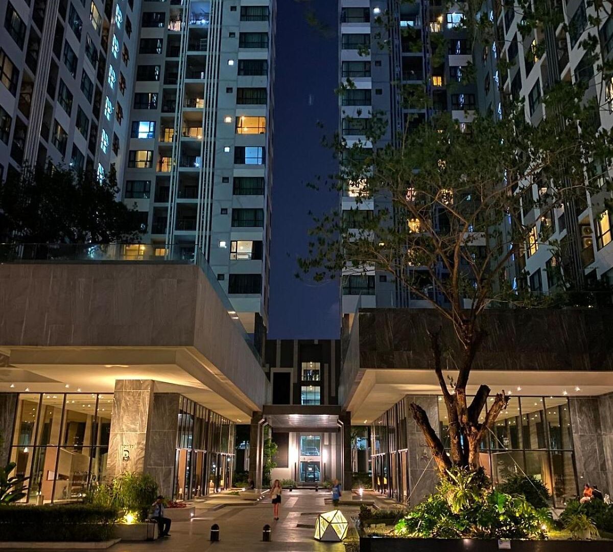 The Base - In Middle Town Pattaya