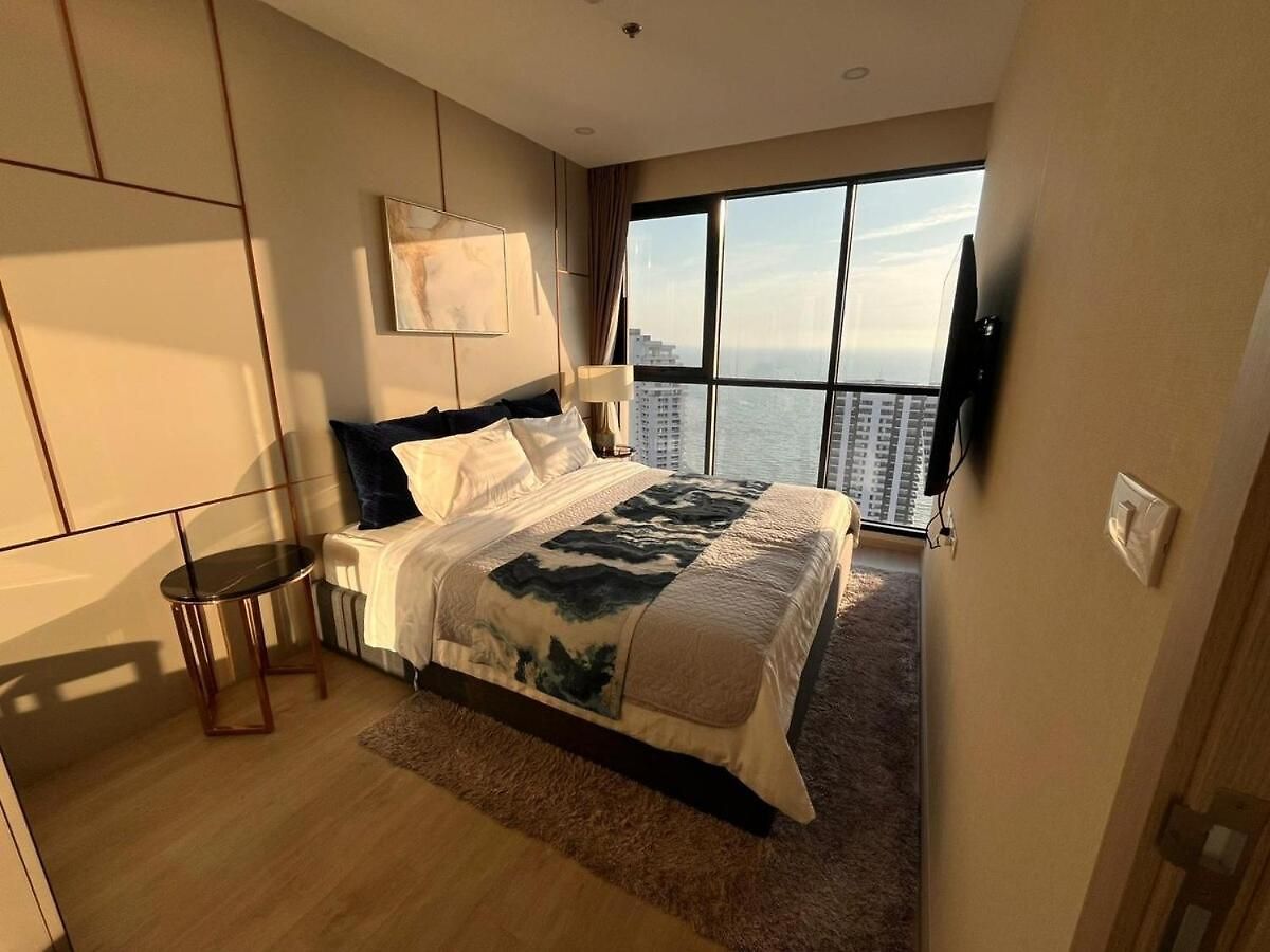 Apartment Luxury 2br Sea View Unit I 35th Floor Rare Unit Pattaya