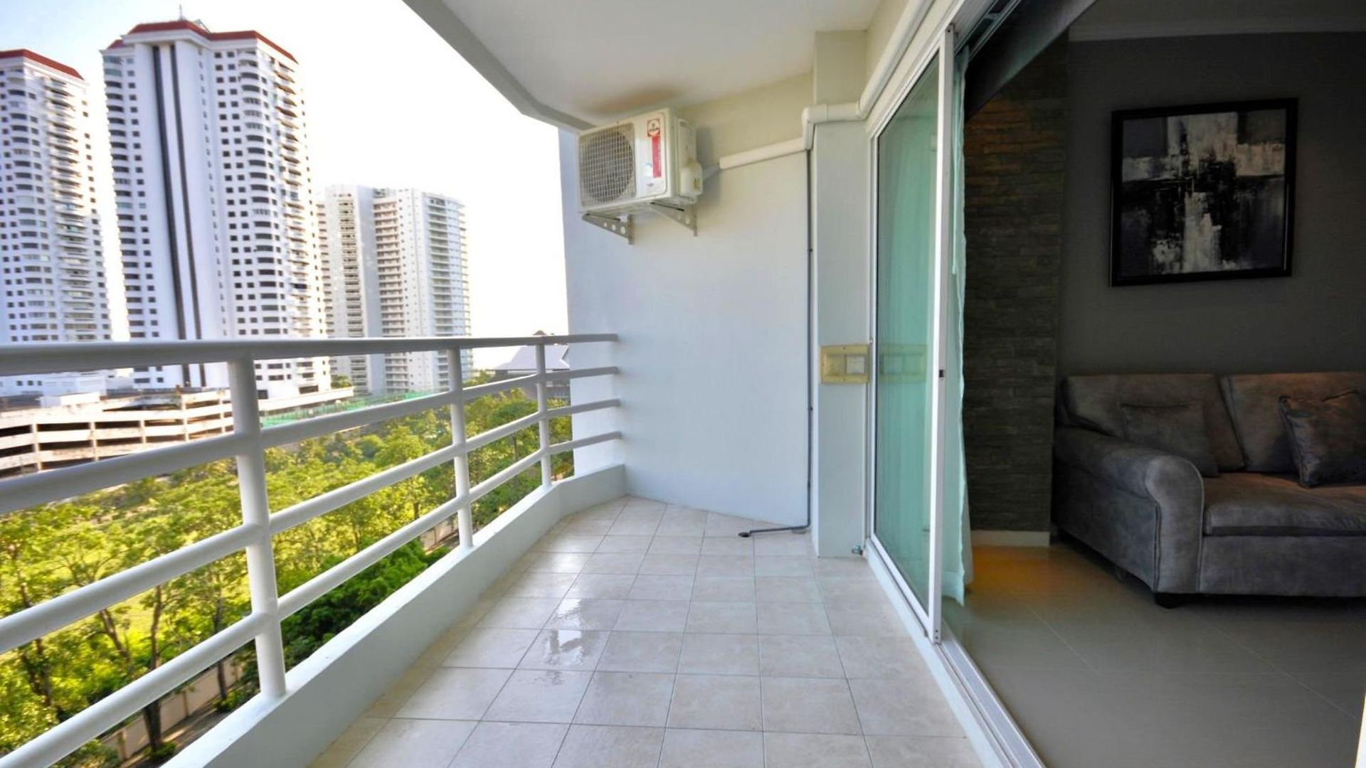 Sea View At View Talay 5d With Large Balcony Pattaya
