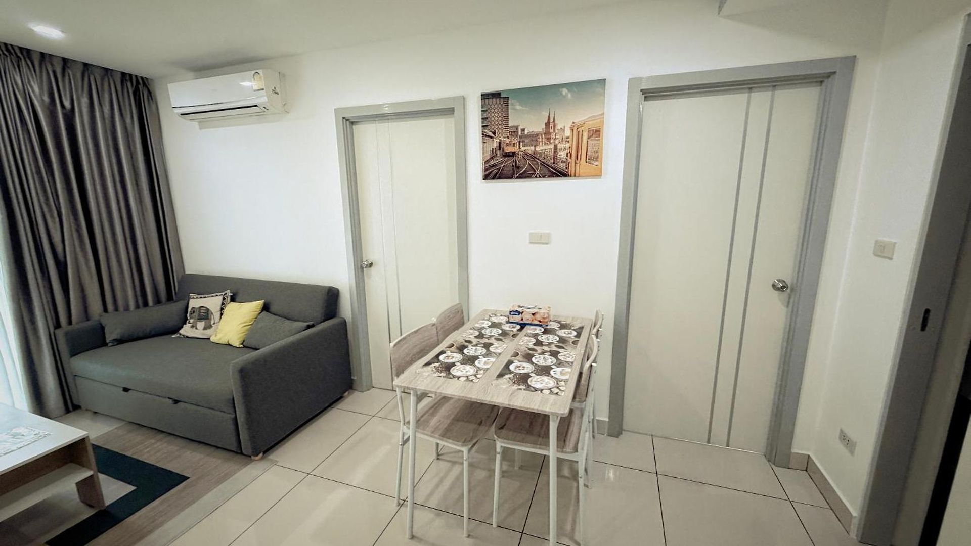 อพาร์ทเม้น Modern 2br Rooftop Swimming Pool Pratumnak Pattaya