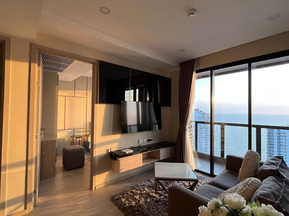 Apartment Luxury 2br Sea View Unit I 35th Floor Rare Unit *