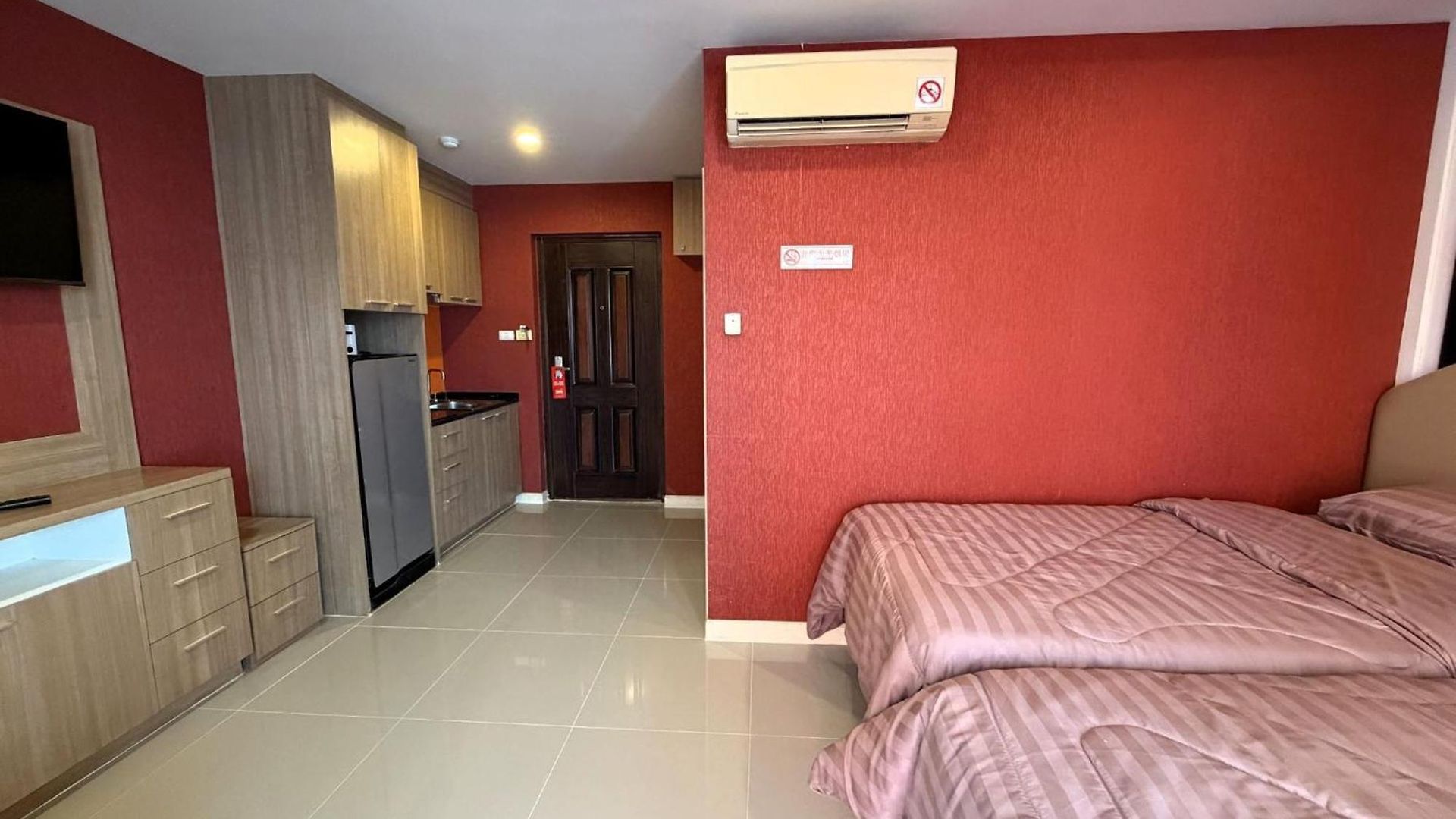 Cozy With Balcony - Pratumnak Hill อพาร์ทเม้น Pattaya