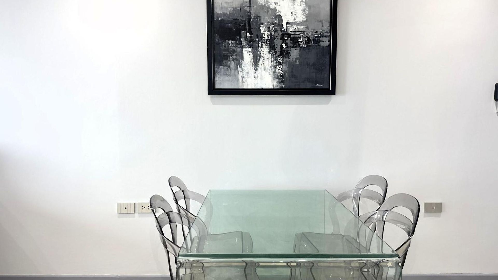 Spacious 2-bedroom Pool-view - Executive 2, Pratumnak Apartment