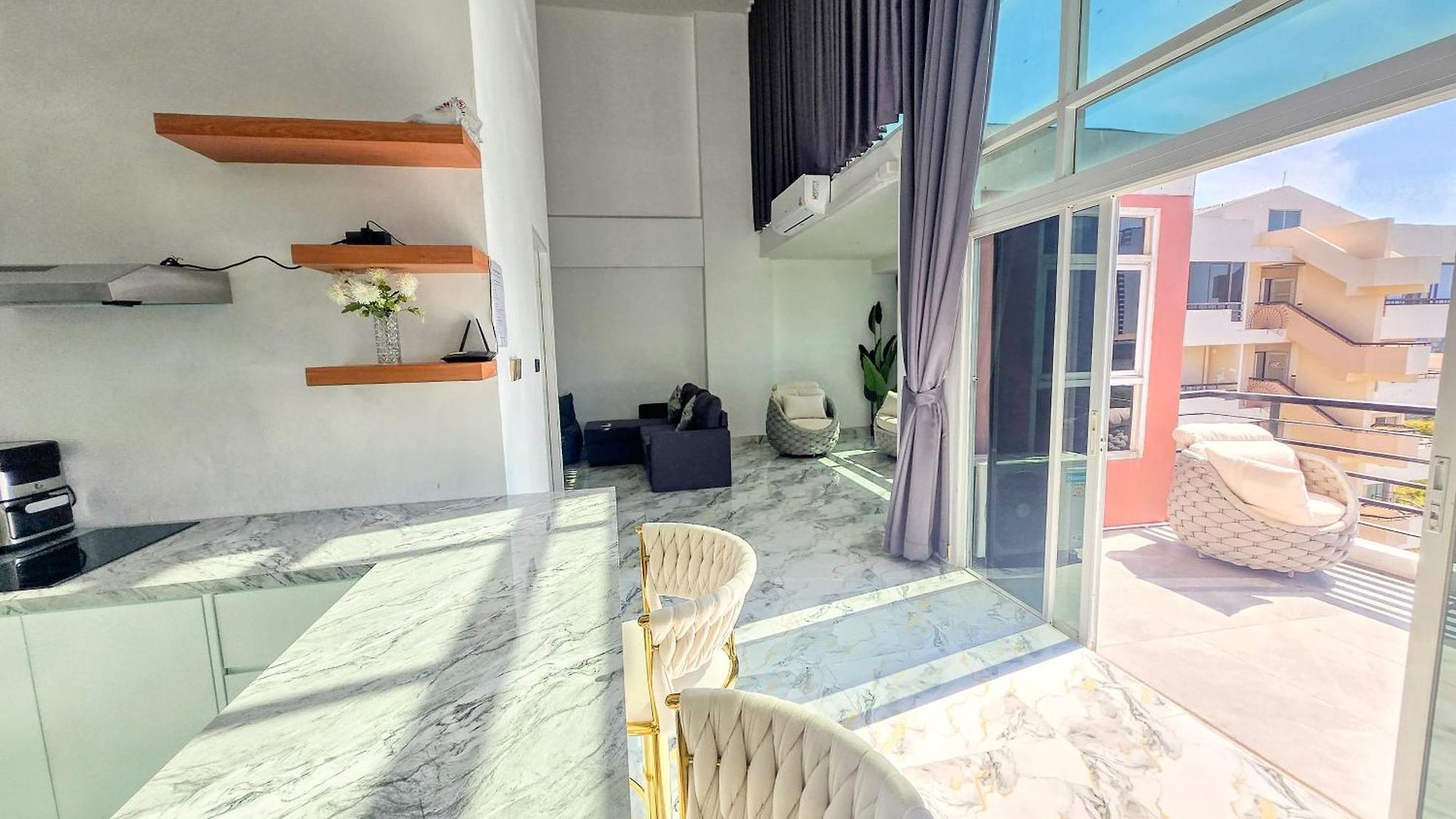Apartment The Ocean Pearl - Steps Waterpark & Market