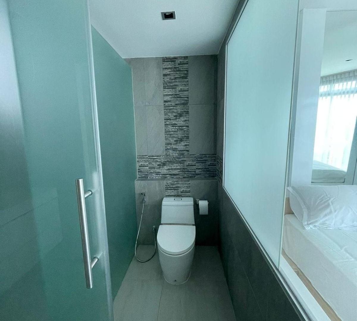 Sands Luxury One Bedroom 53m2 *