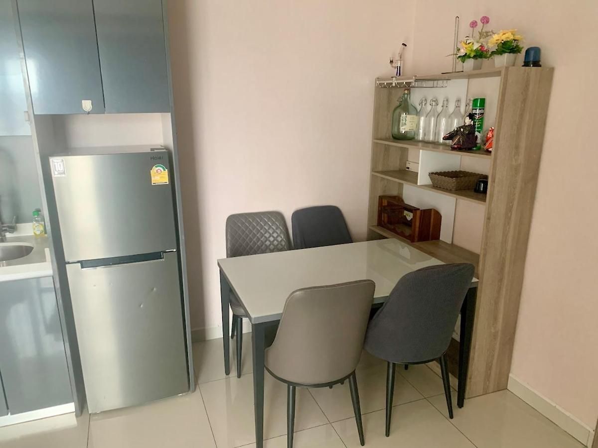 E01 Arcadia Boutique 2-bedroom Apartment, Big Tv, Netflix, Washer & Dryer * Pattaya
