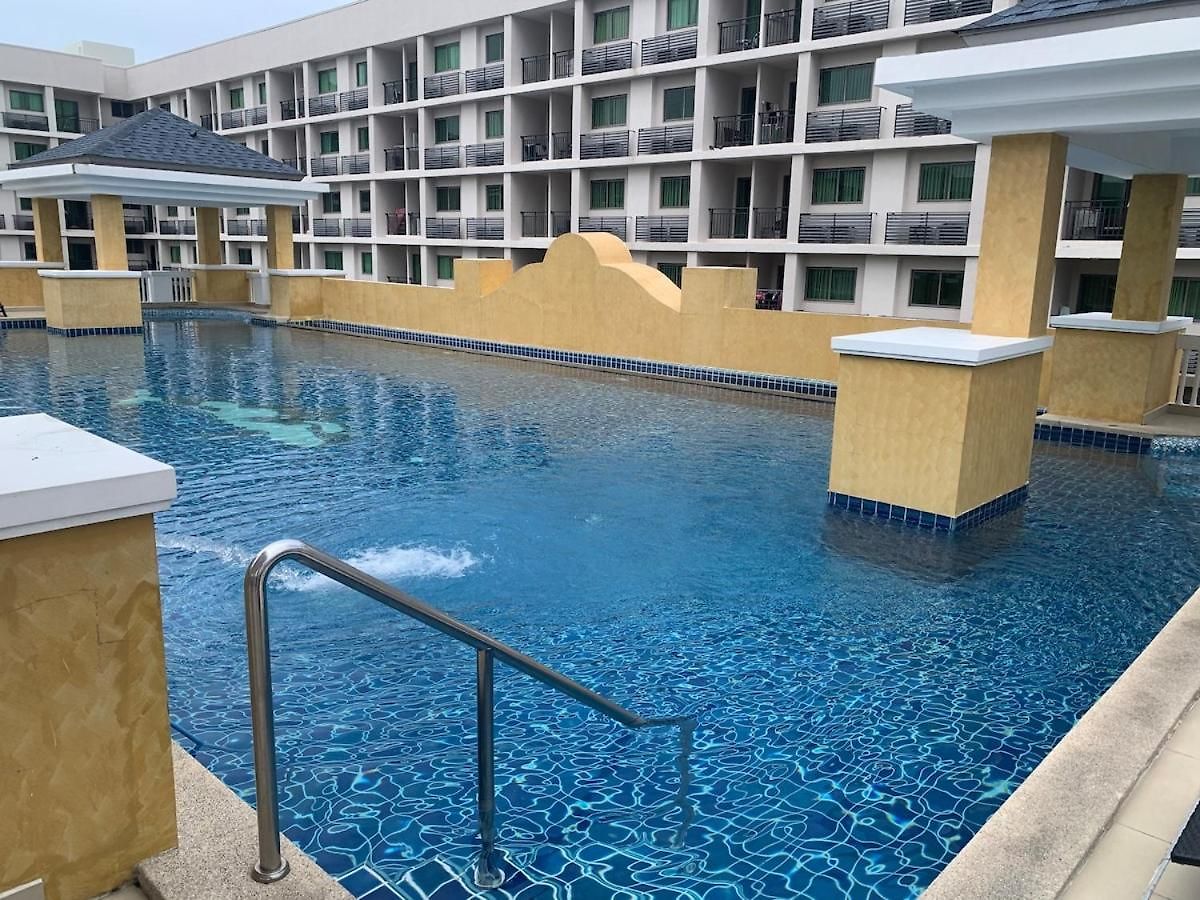 E01 Arcadia Boutique 2-bedroom Apartment, Big Tv, Netflix, Washer & Dryer * Pattaya
