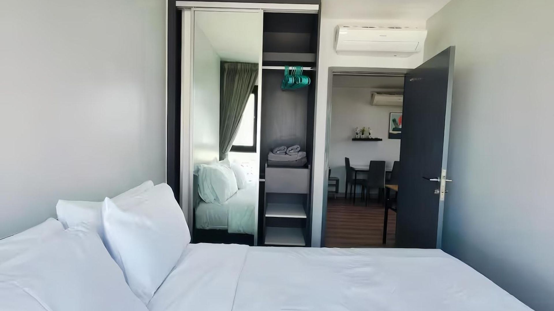 The Base อพาร์ทเม้น Pattaya
