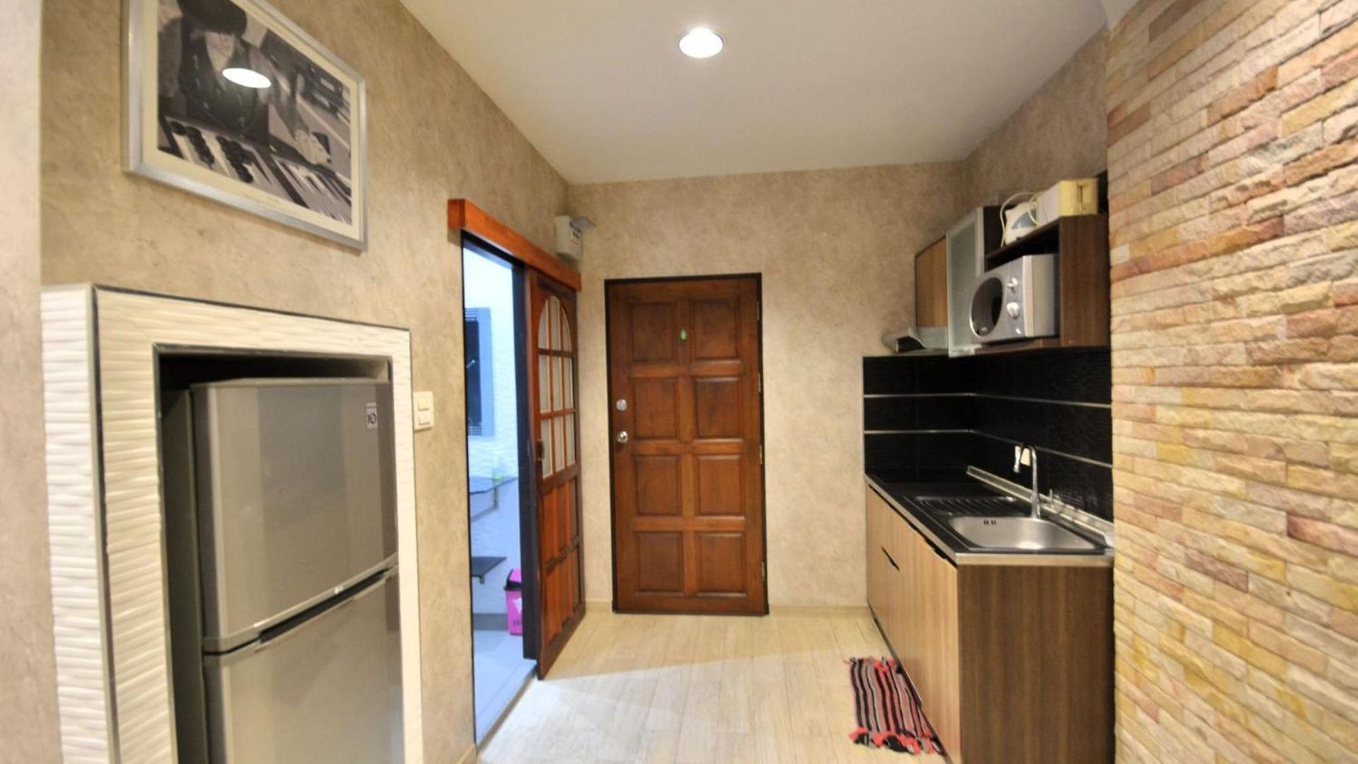 Sea-view With Large Balcony - Bright And Spacious Pattaya