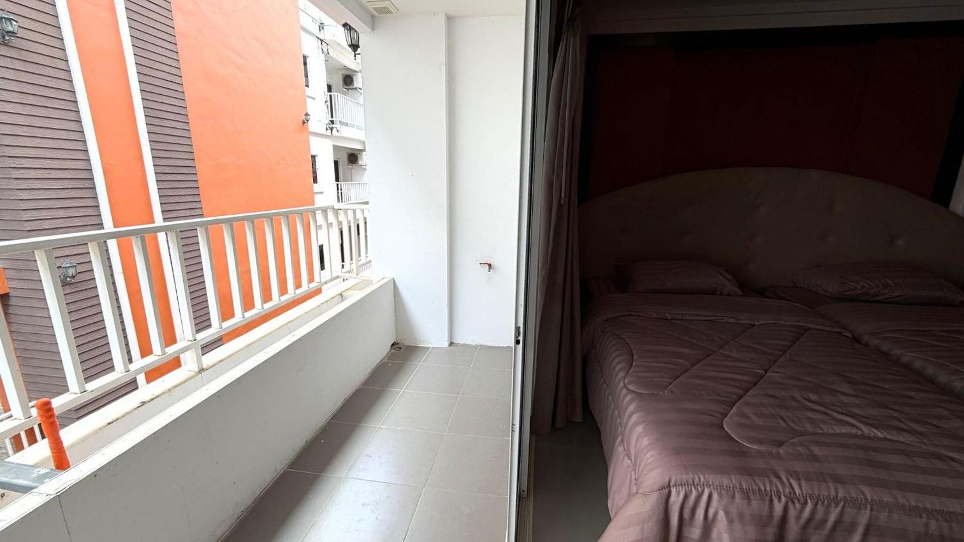 Modern With Balcony And Pool - Pratumnak Hill อพาร์ทเม้น *