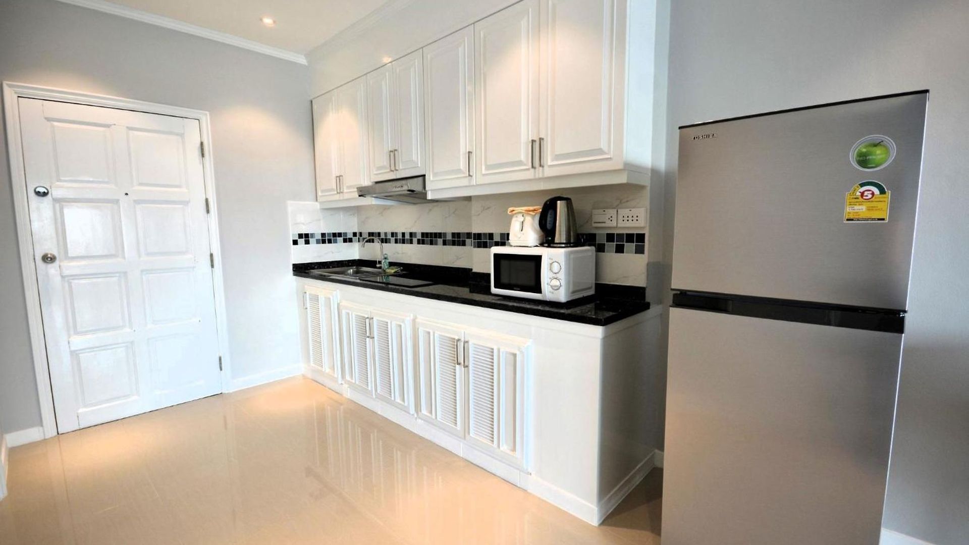 อพาร์ทเม้น Sea View At View Talay 5d With Large Balcony Pattaya