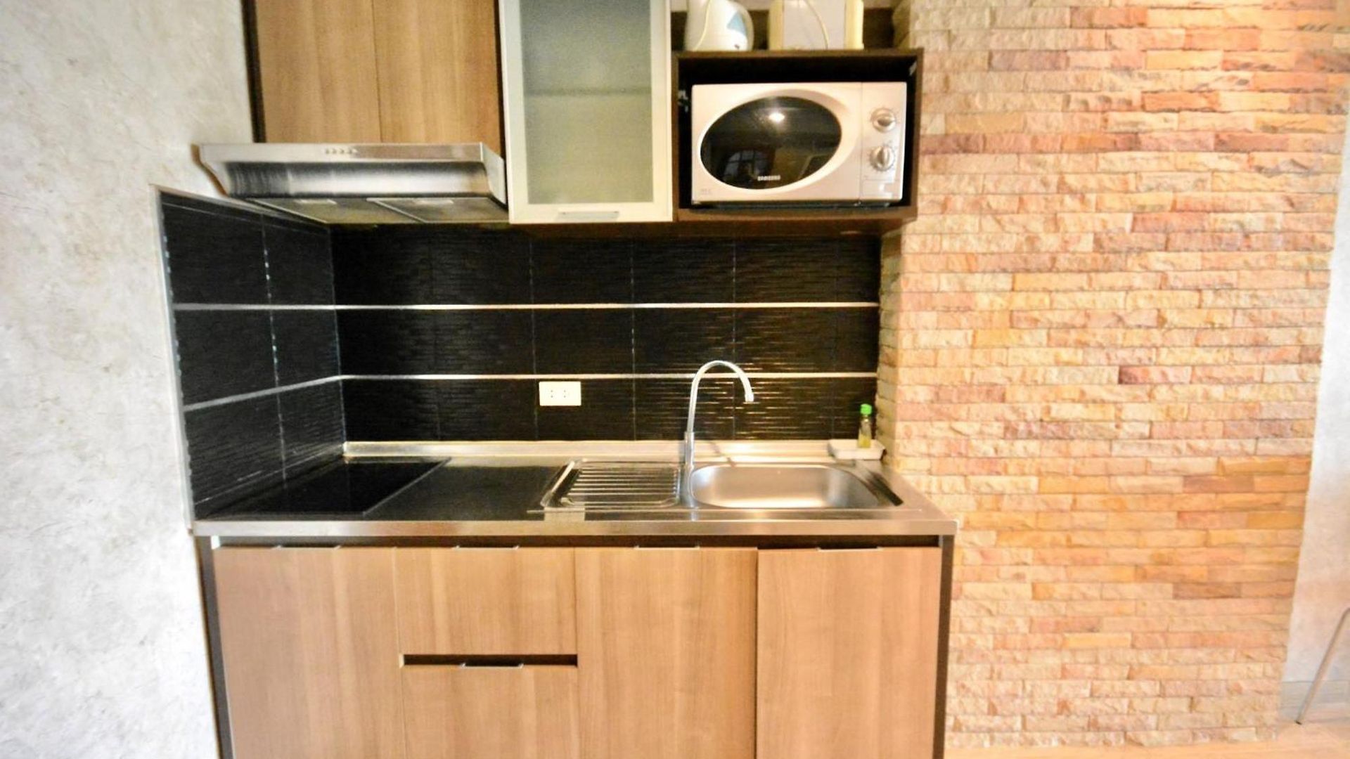 Sea-view With Large Balcony - Bright And Spacious Pattaya
