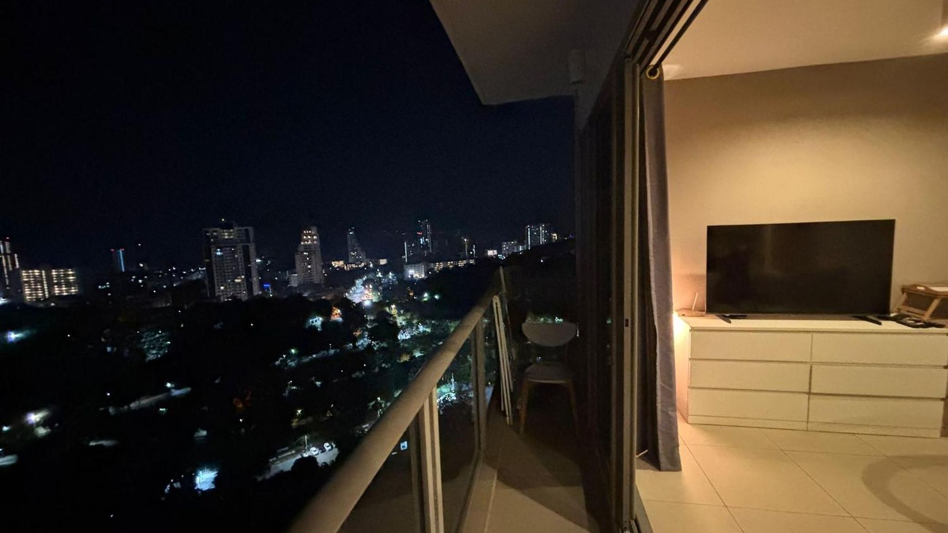 Unixx 2 Bedroom Sea View *