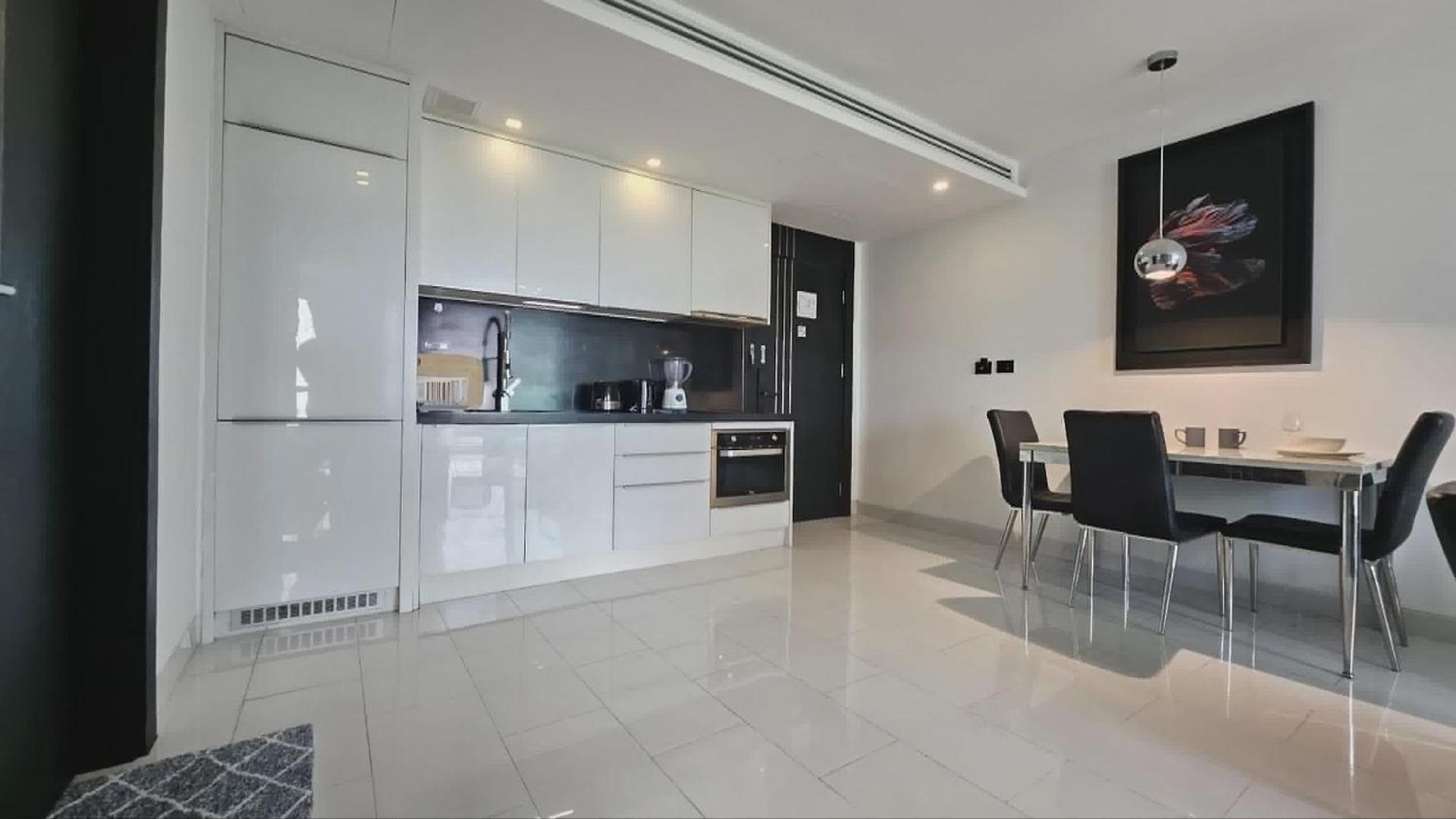 Sea & View One Bedroom Near Pool & Wi-fi Thailand *