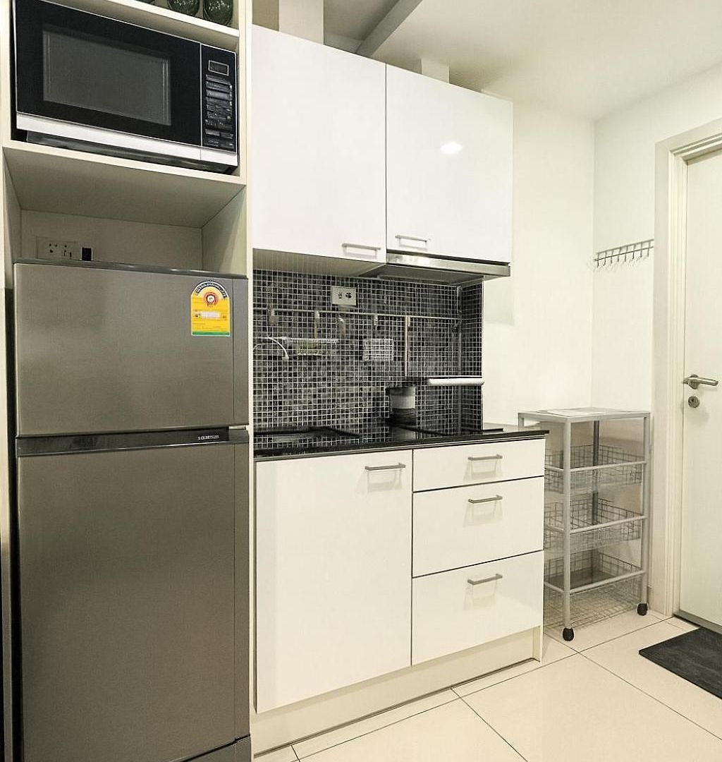 Cozy 2br Rooftop Swimming Pool Pratumnak Apartment