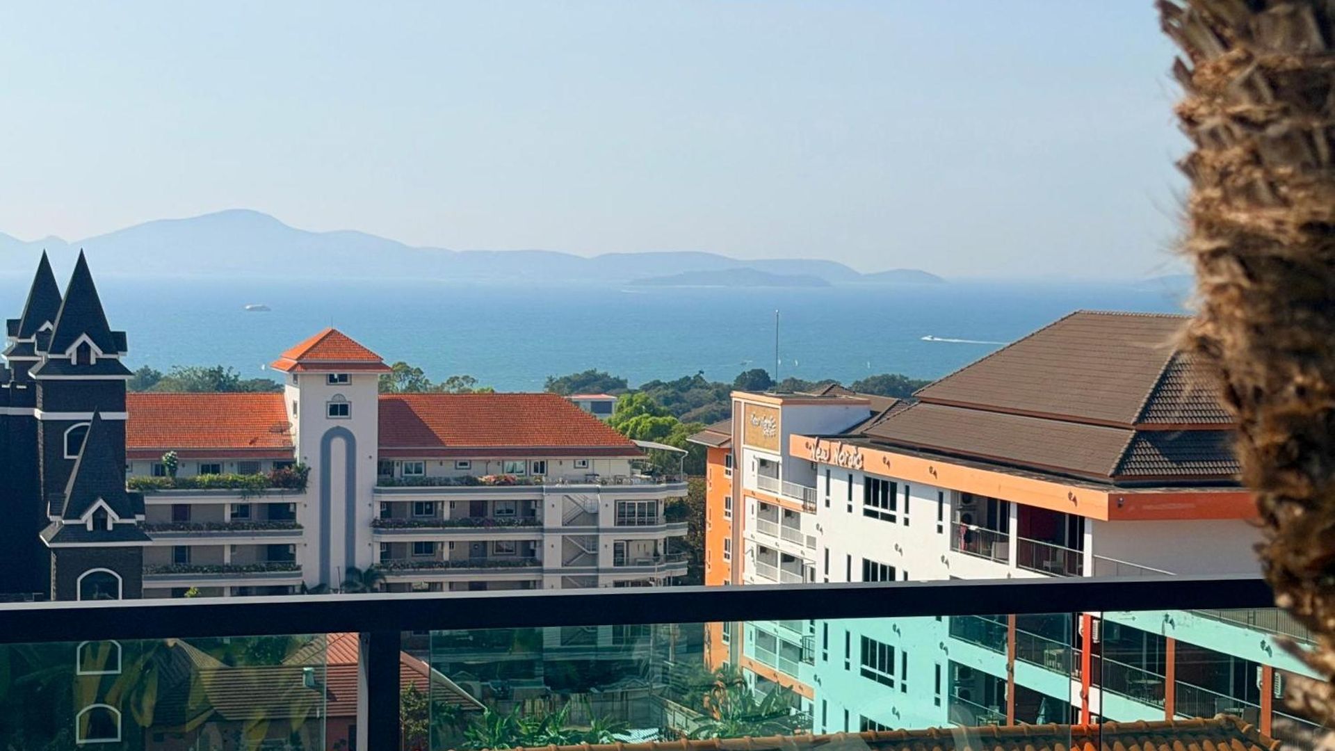 Apartment Cozy 2br Rooftop Swimming Pool Pratumnak *