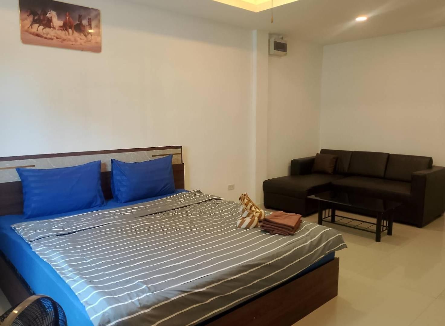 Aura House อพาร์ทเม้น *