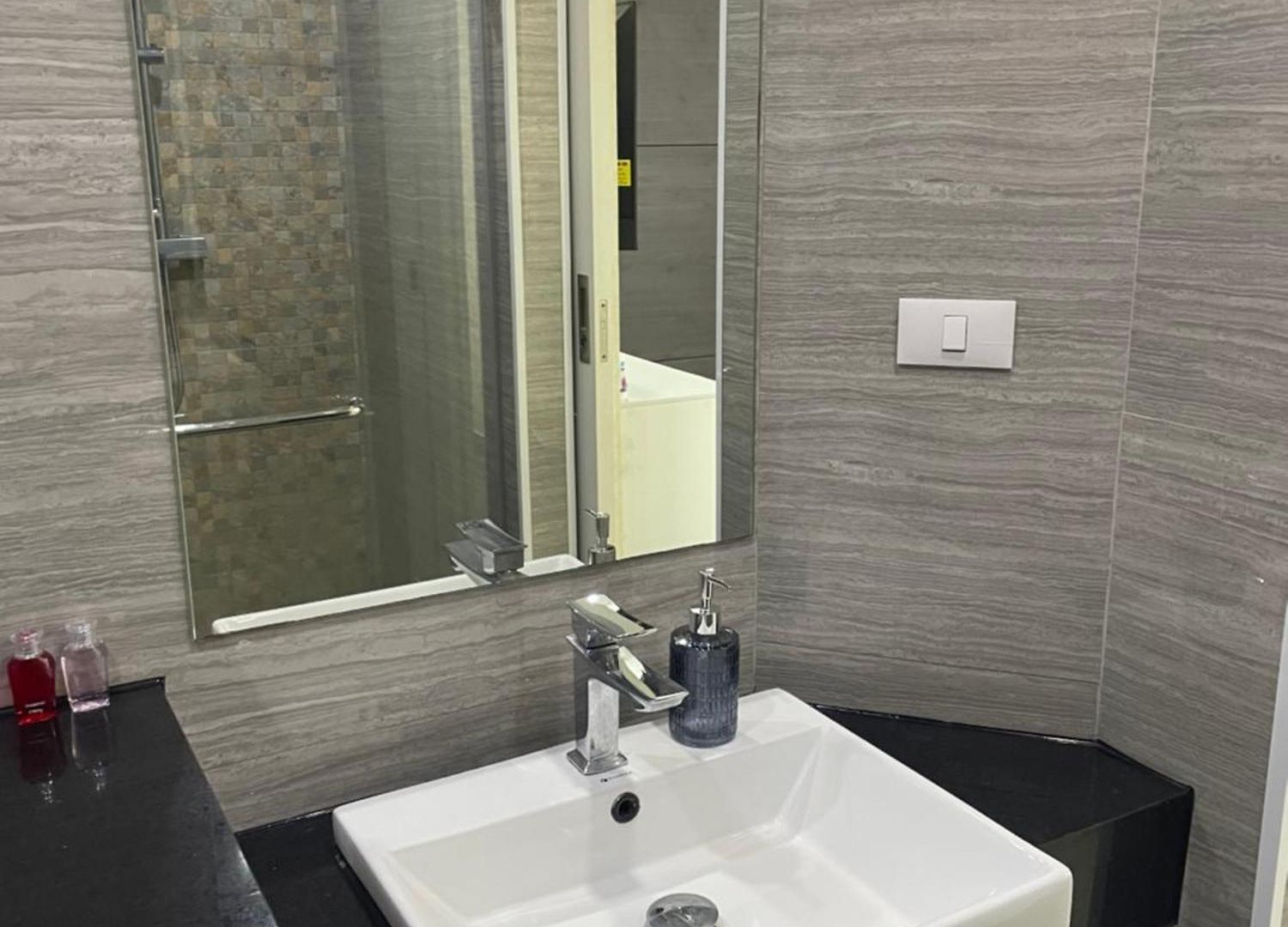 อพาร์ทเม้น Cozy With Swimming Pool, Gym, Sauna, Great Location, Near Beach, Easy Transport - Guest Friendly Pattaya