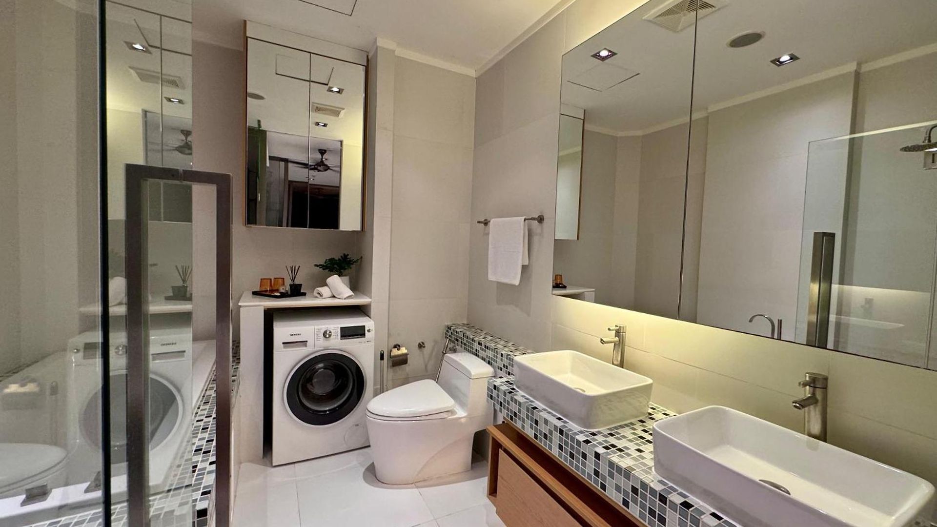 อพาร์ทเม้น Modus Beachfront *