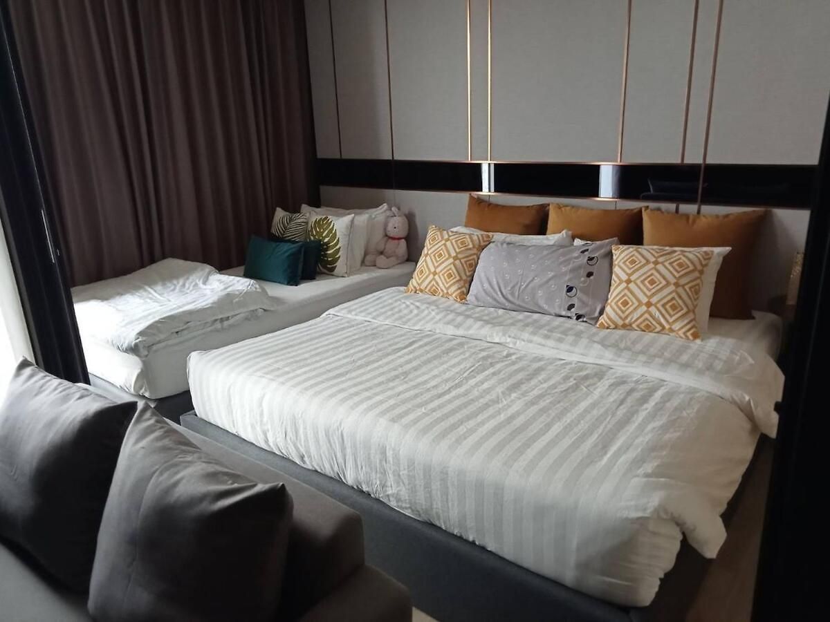 อพาร์ทเม้น Luxury Sea View 1br Rooftop Infinity Pool & Gym Pattaya