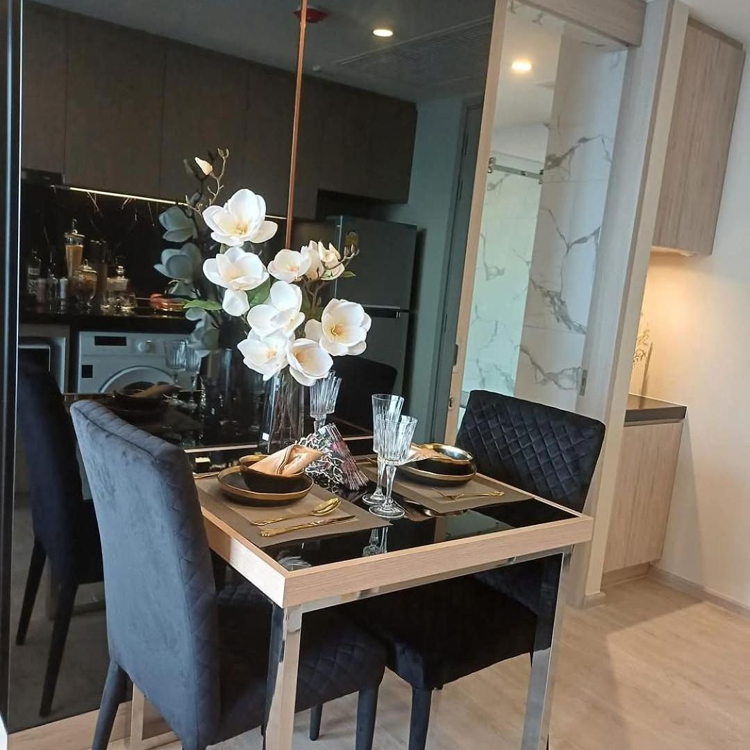Luxury Sea View 1br Rooftop Infinity Pool & Gym อพาร์ทเม้น Pattaya