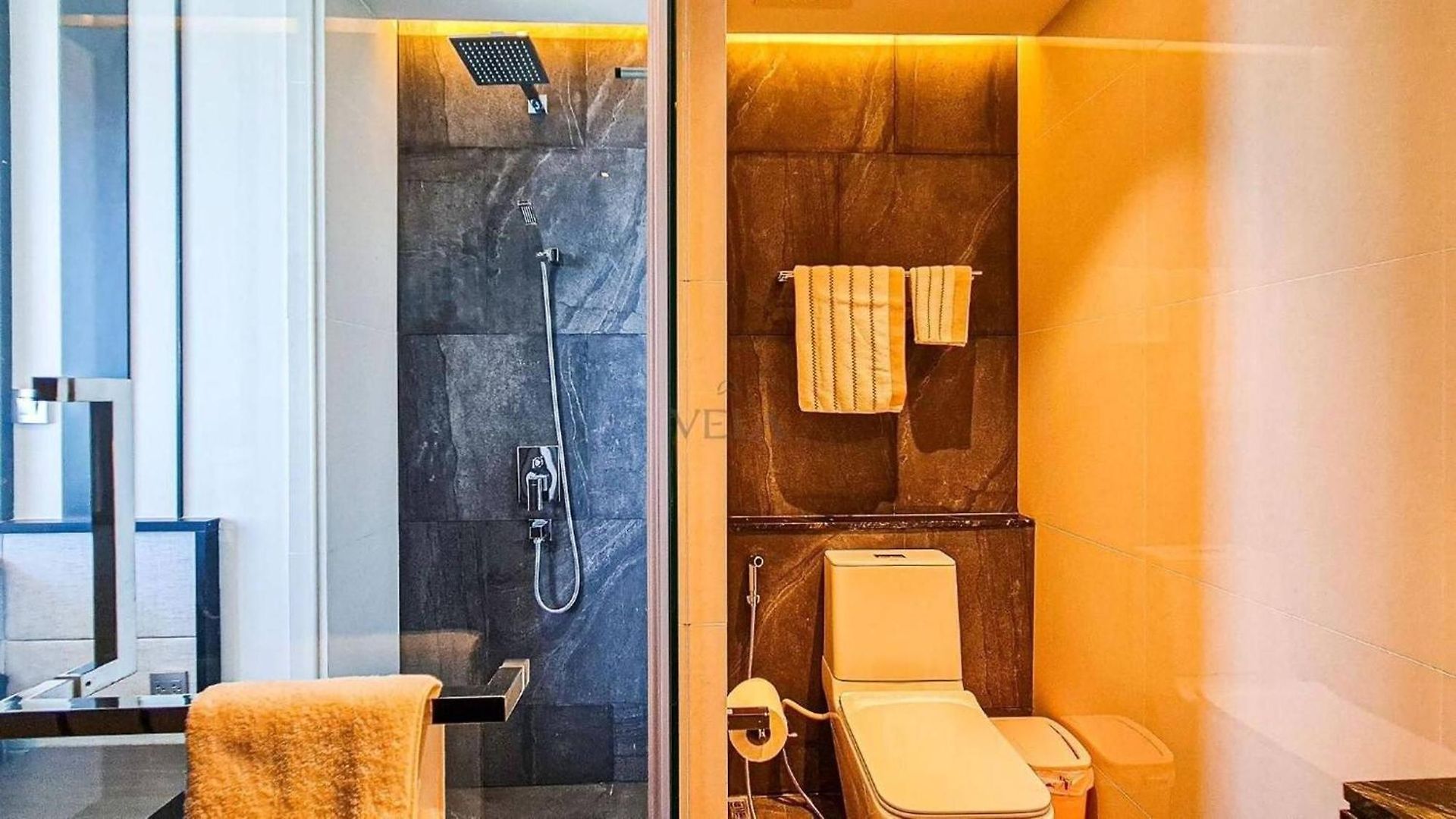 Apartment Seaview Front Gem At A Great Price