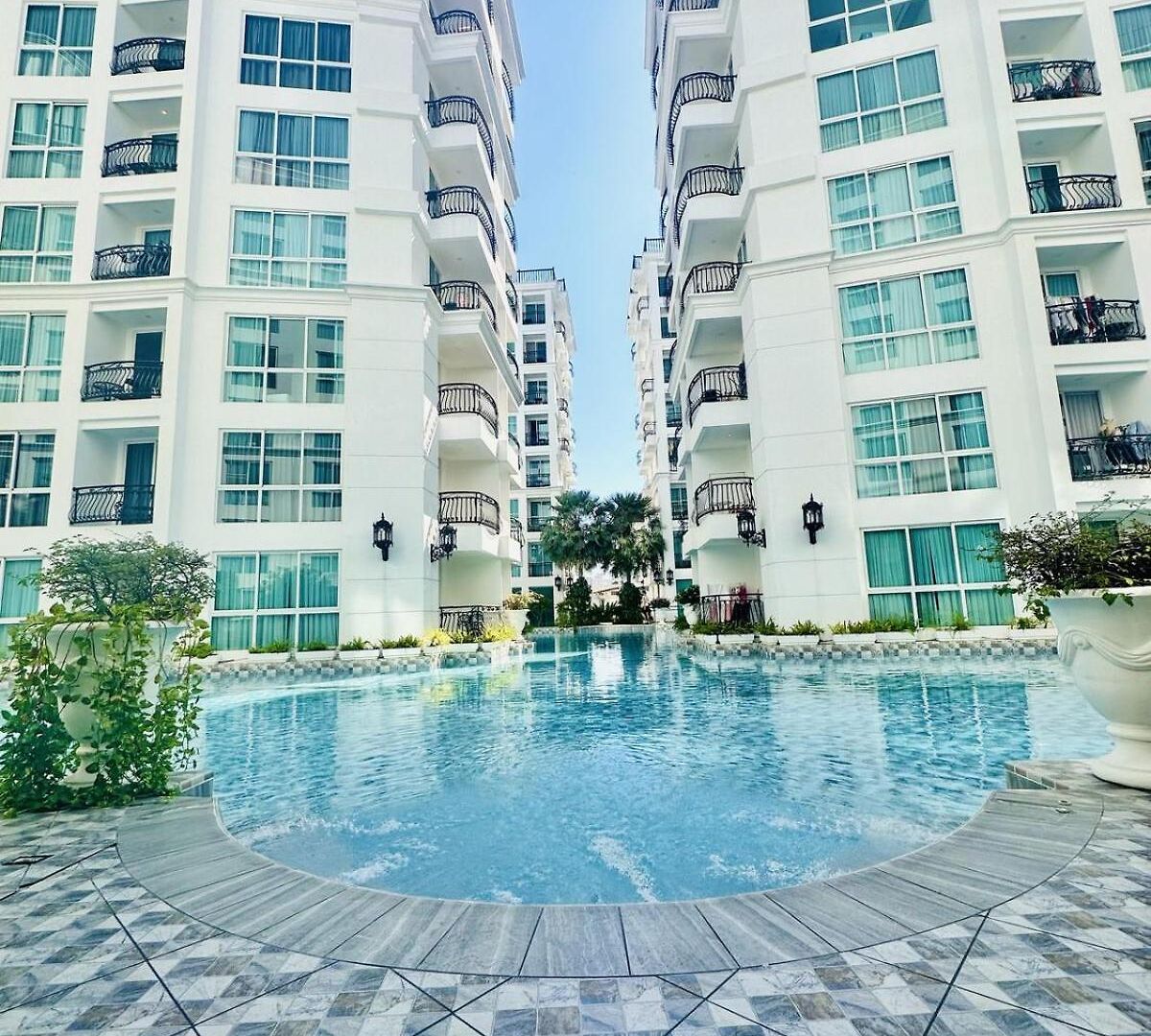 อพาร์ทเม้น Garden Olympus Pool Access 泳池直达 *