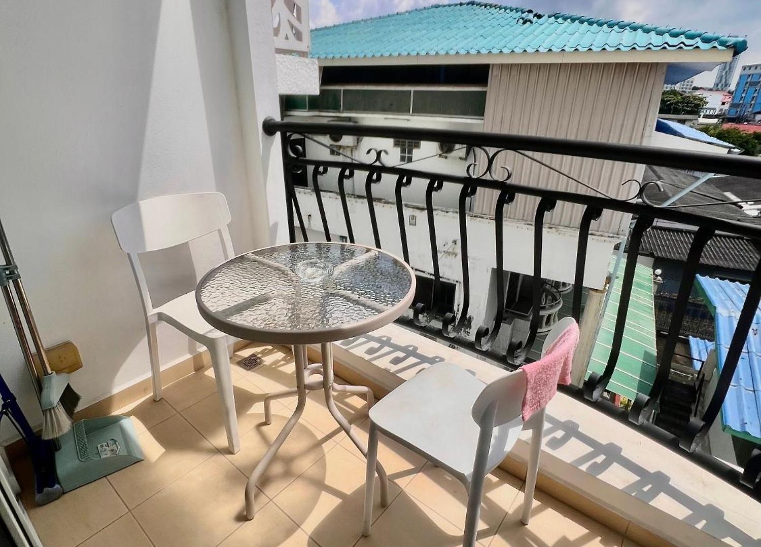 Garden Olympus Balcony * Pattaya