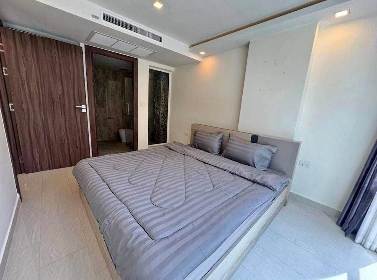 Grand Avenue - * Pattaya