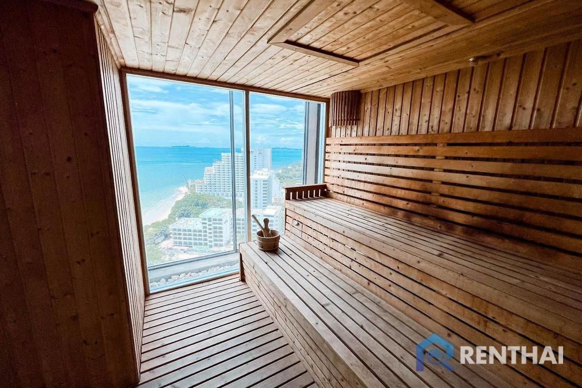 อพาร์ทเม้น Floor With Amazing Sea View Pattaya