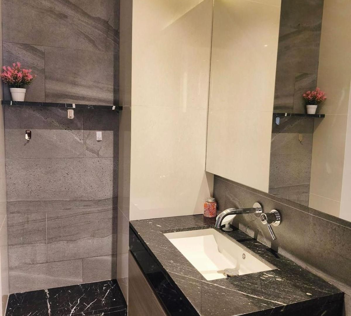 2 Bed Luxury - Front