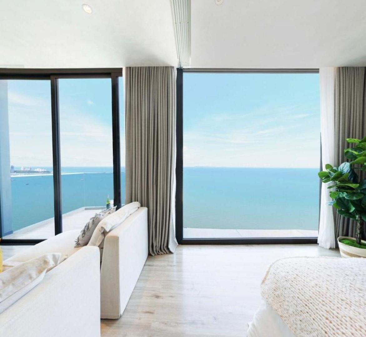 Ultra-luxury Sea View At Arom อพาร์ทเม้น Pattaya