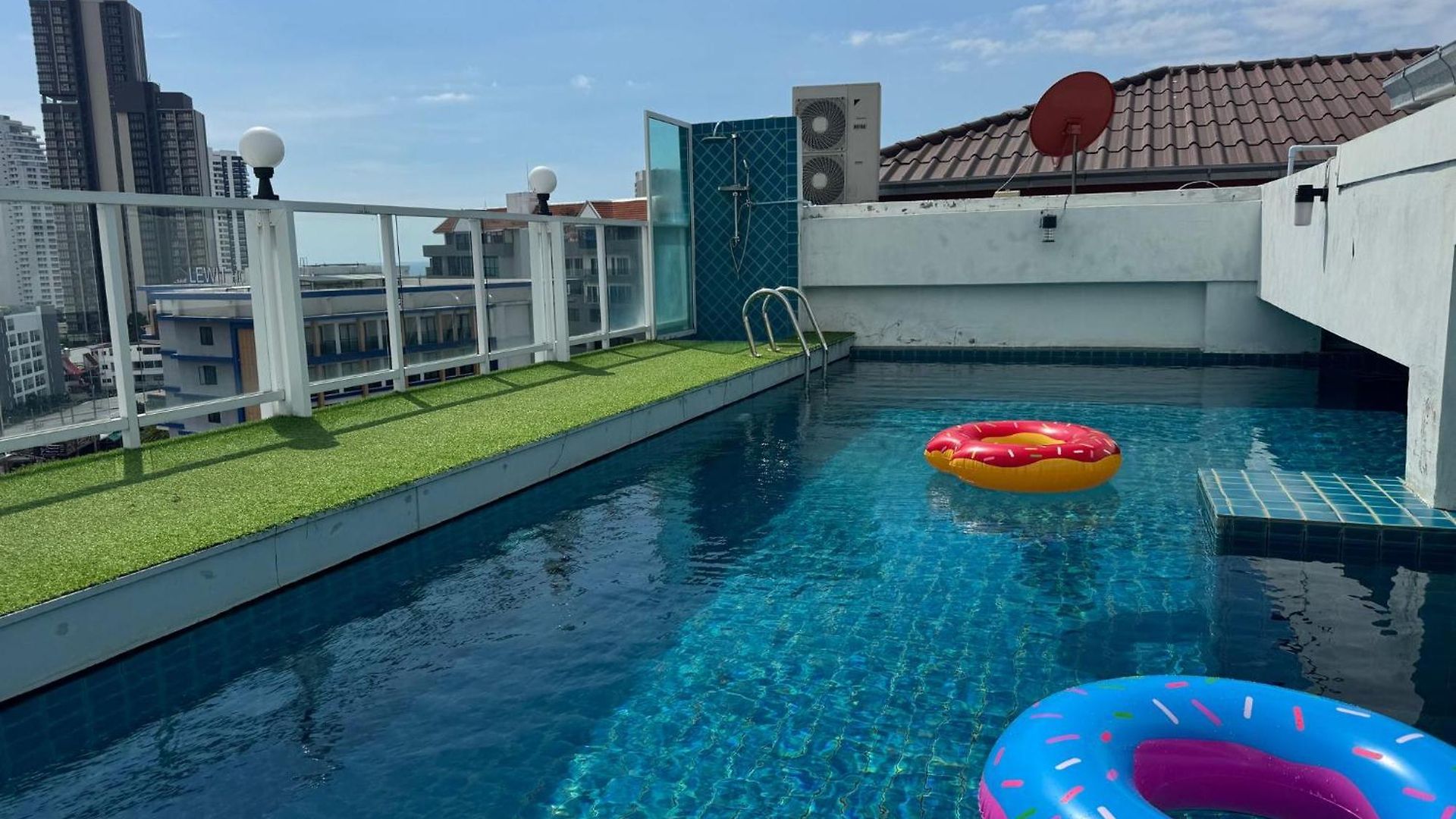 Luxury One Bedroom Pattaya-pratamnak