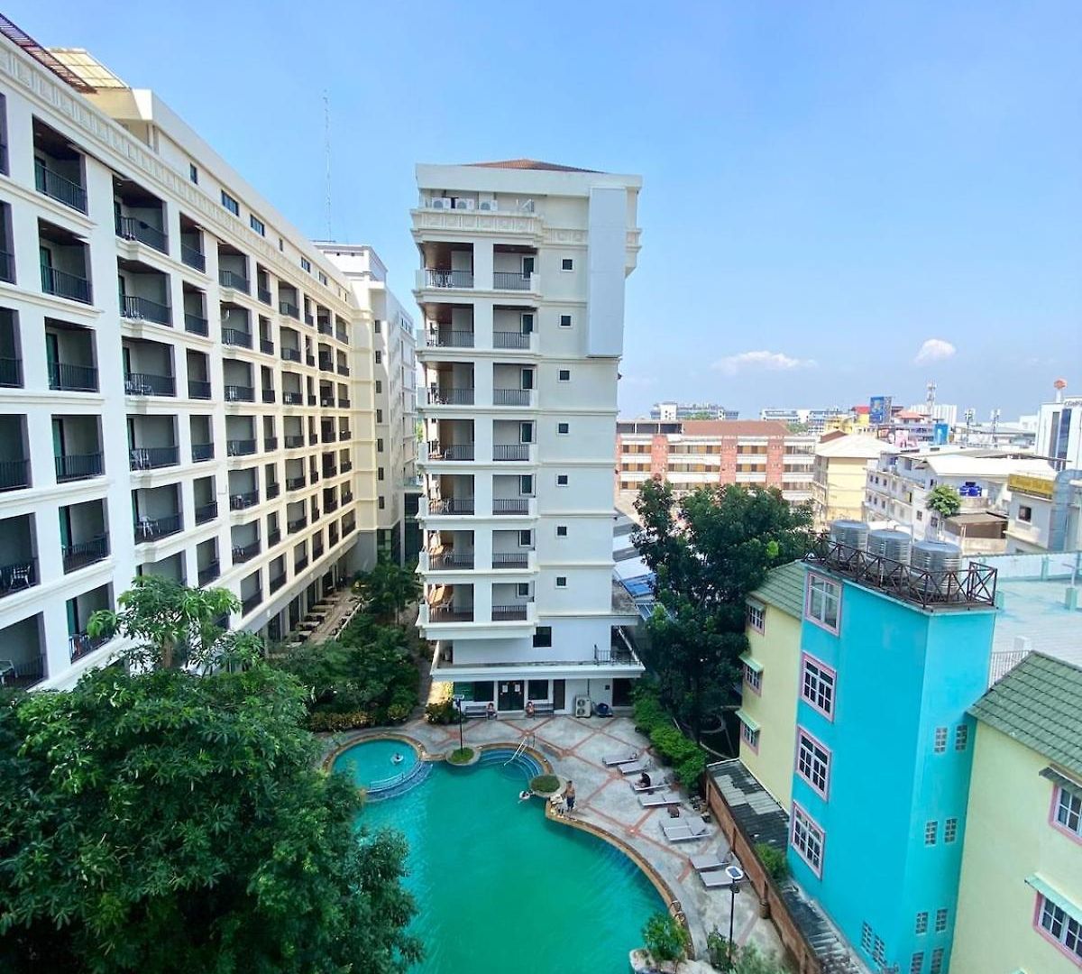Comfort In Panorama Sky View
