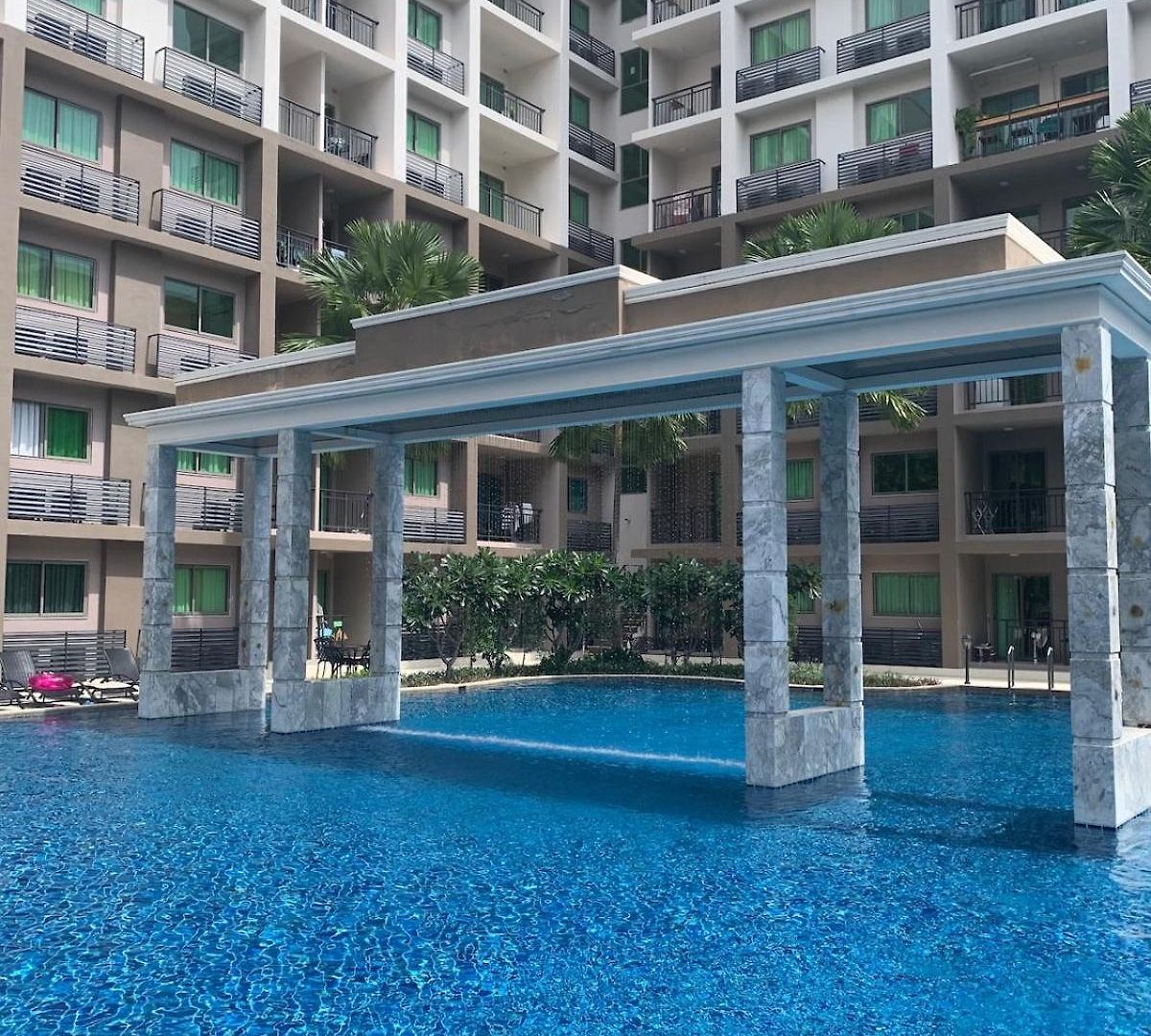 E01 Arcadia Boutique 2-bedroom Apartment, Big Tv, Netflix, Washer & Dryer * Pattaya