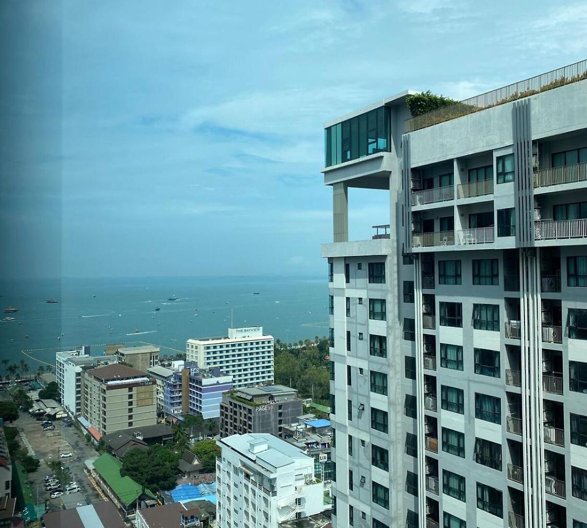 Apartment The Base - In Middle Town Pattaya