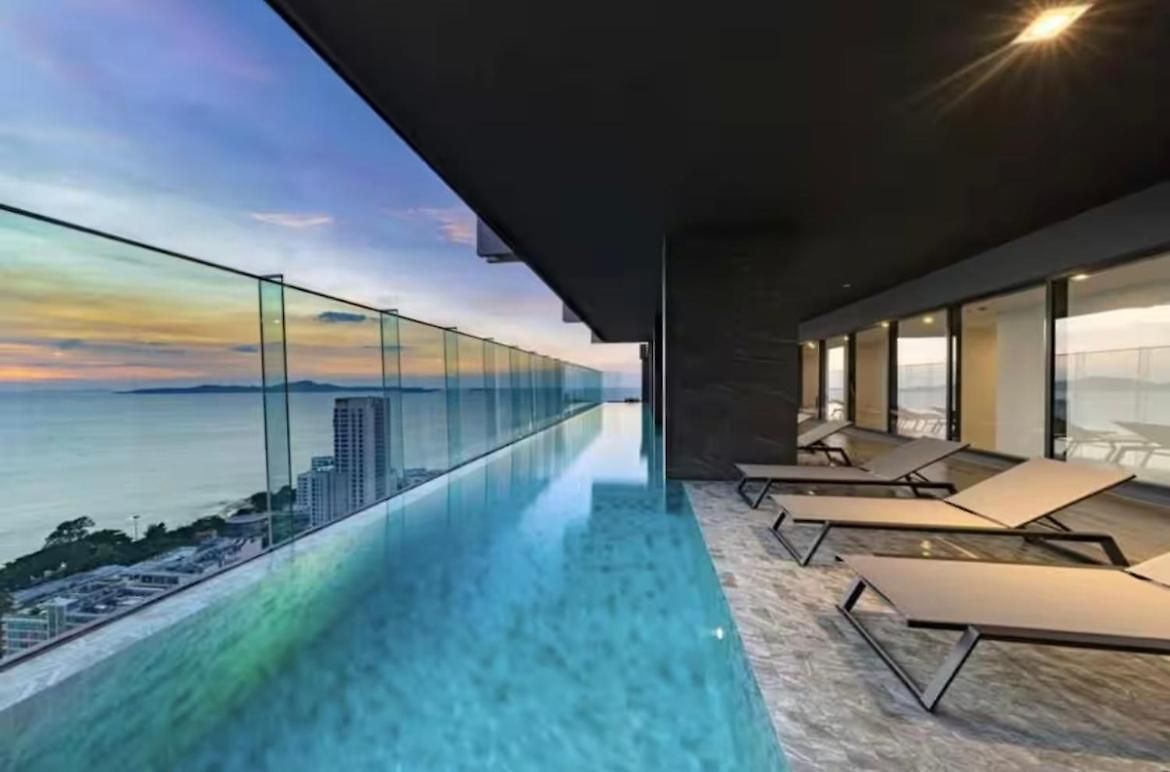 The Panora Pratamnak Luxury Sea View 1 Bdr Flat * Pattaya