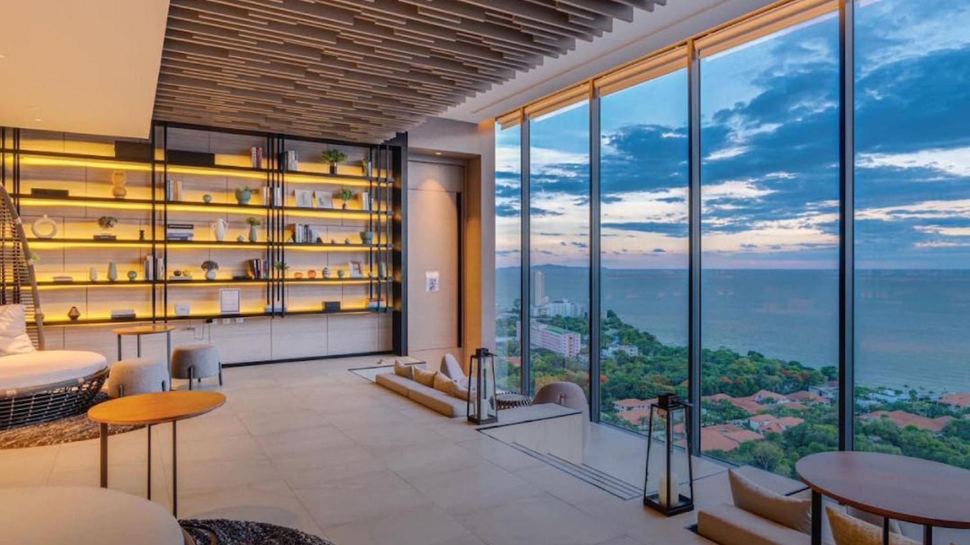 Apartment Seaview Front Gem At A Great Price