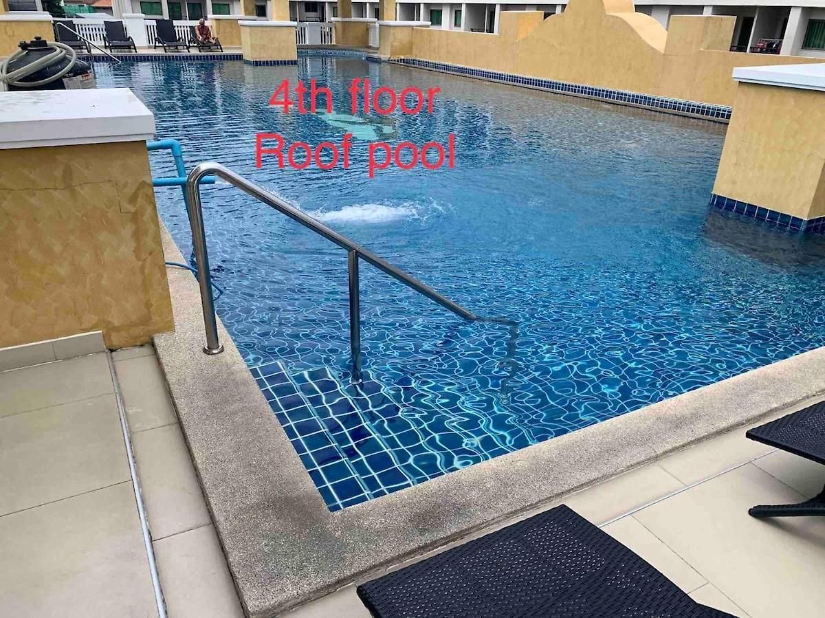 E01 Arcadia Boutique 2-bedroom Apartment, Big Tv, Netflix, Washer & Dryer * Pattaya