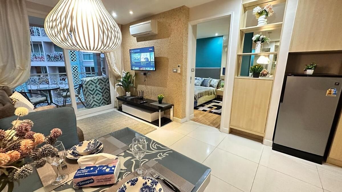 Grand Caribbean 1 Bedroom Pool View อพาร์ทเม้น Pattaya